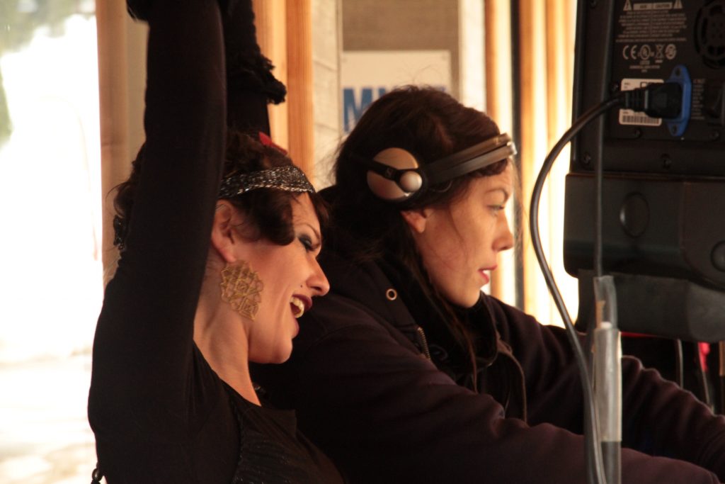 DJ&Performer Swing